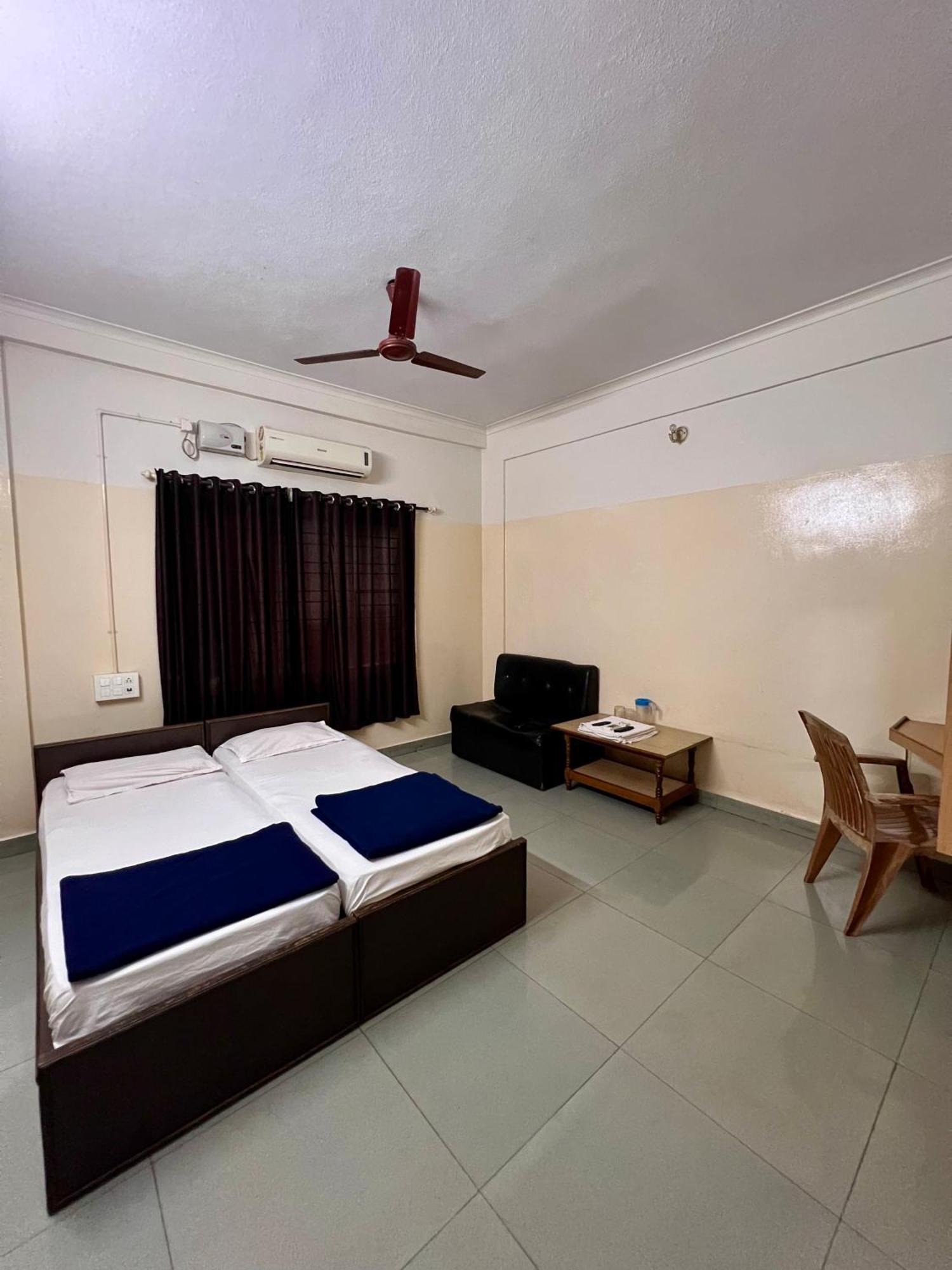 Hotel Sai Sagar Manipal Zewnętrze zdjęcie